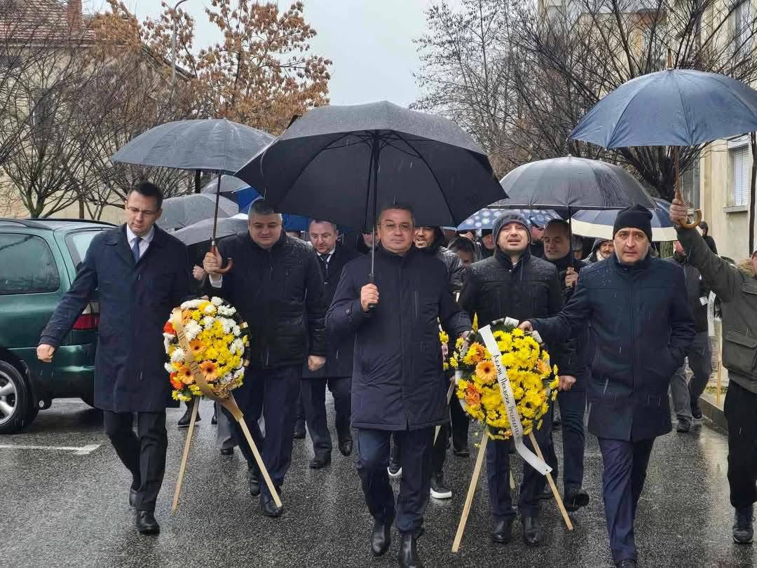 ДПС с председател Делян Пеевски ще продължи да следва пътя на демокрацията