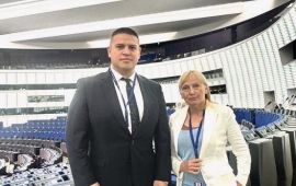 Elena Yonçeva ve Taner Kabilov artık Avrupa Parlamentosundaki Avrupa Muhafazakarları ve Reformcuları (ECR) grubunun üyesi