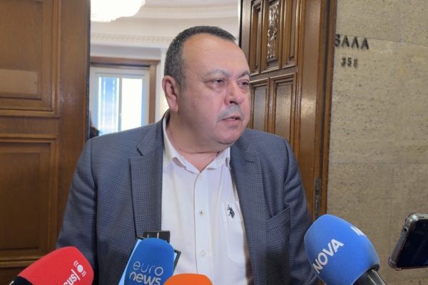 Хамид Хамид, зам.-председател на ПГ на ДПС за промените в ИК: ПГ на ДПС държи на първо място да бъде възстановено правото на глас, отнето с ограничаването на секциите, в страни извън ЕС