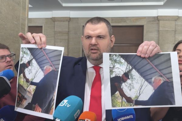 Делян Пеевски, лидер на ДПС и ПГ на ДПС-НОВО НАЧАЛО: Изборният скандал в Пазарджик е пърформанс, организиран от пуделите с пачките! Измамници!