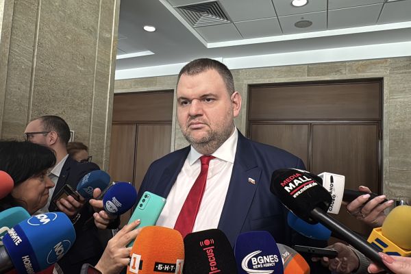Делян Пеевски, лидер на ДПС и ПГ на ДПС-НОВО НАЧАЛО: Моята мисия и отговорност е хората да живеят добре. Премиерът и министрите да се захващат да решават проблемите на хората, имат подкрепата ми