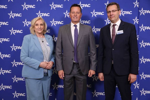 Най-голямата консервативна конференция CPAC продължава работата си с пълна сила заедно с делегацията на ДПС