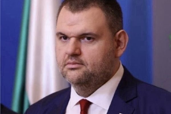 Делян Пеевски, лидер на ДПС и ПГ на ДПС - НОВО НАЧАЛО : Светът загуби Папата на хората!