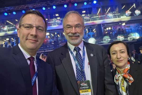 Делян Пеевски, лидер на ДПС и ПГ на ДПС-НОВО НАЧАЛО пожела изборен успех на Орбан в Унгария